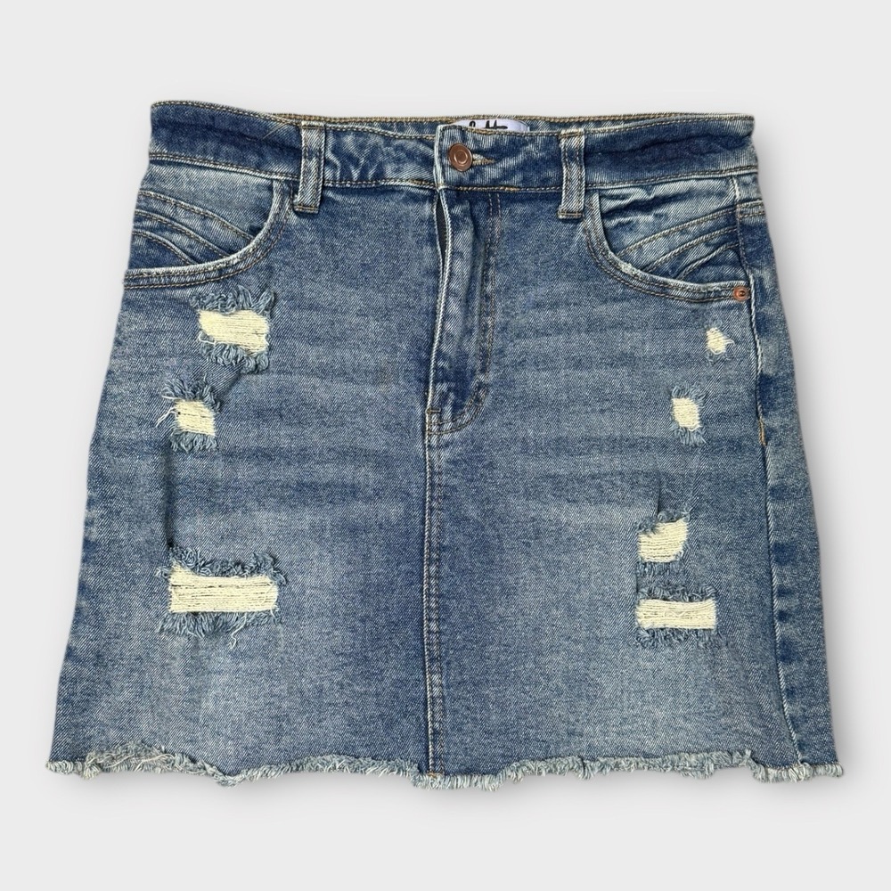 Vylette Distressed Denim Mini Skirt Medium Wash Raw Hem Size 7